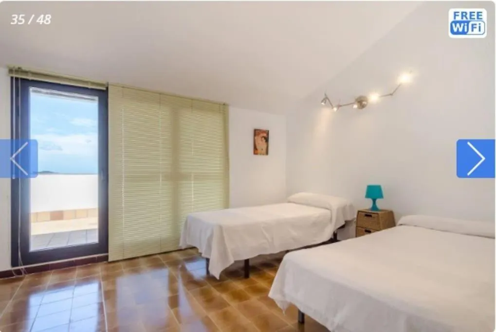 Casa Mendi En 滨海略雷特 度假居